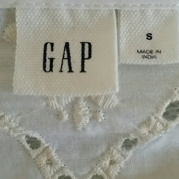 Gap Eyelet Blouse - Picture 5 of 5